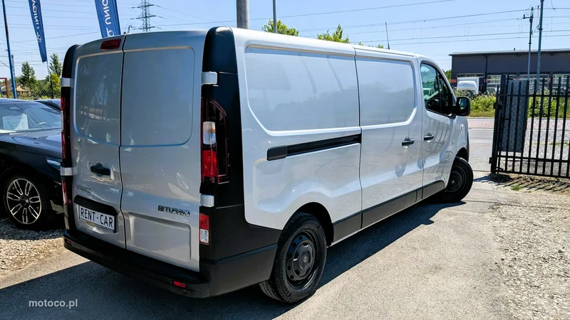 Opel Vivaro 11