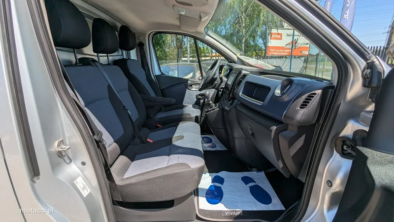 Opel Vivaro 16