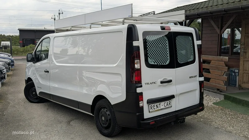 Renault Trafic 8