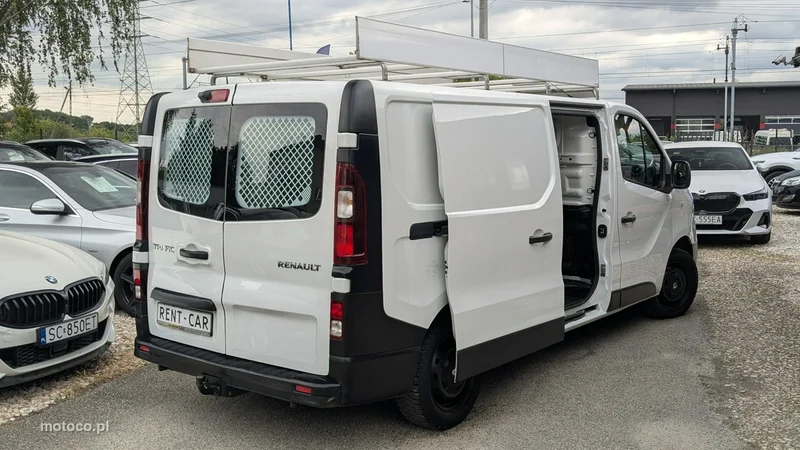 Renault Trafic 13