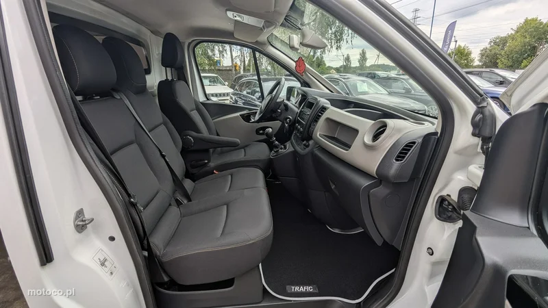 Renault Trafic 18