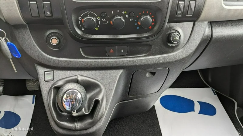Renault Trafic 21