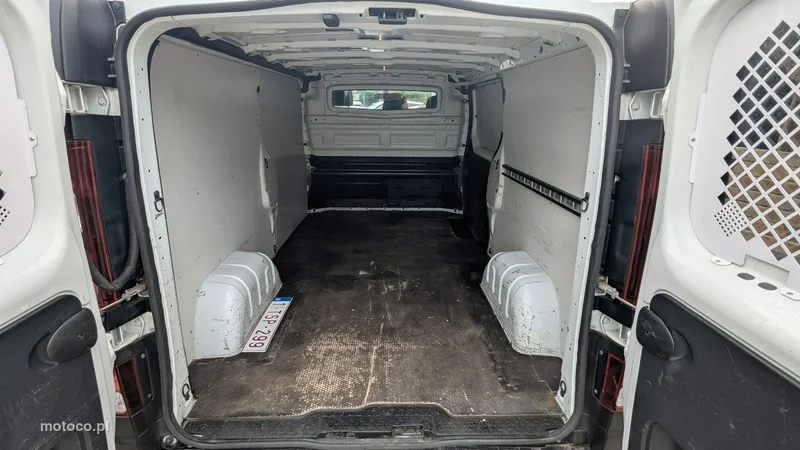 Renault Trafic 32