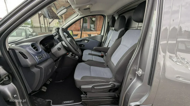 Opel Vivaro 15