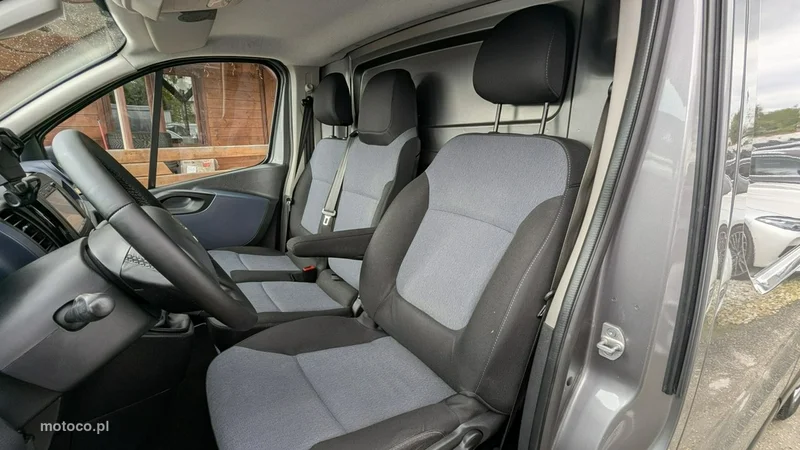 Opel Vivaro 17