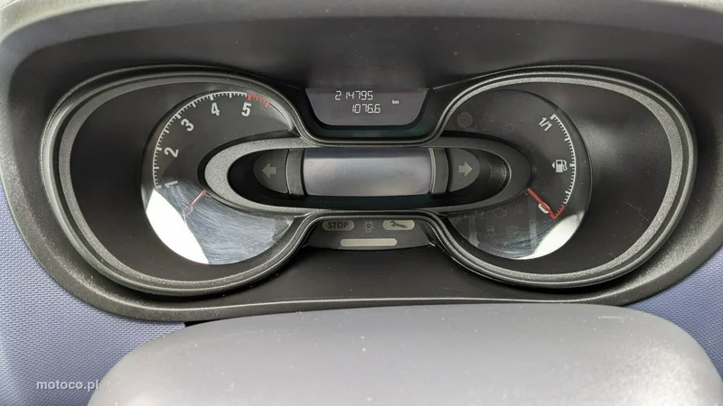 Opel Vivaro 22