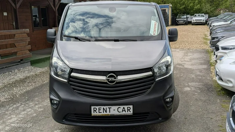 Opel Vivaro 4