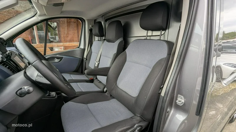 Opel Vivaro 16