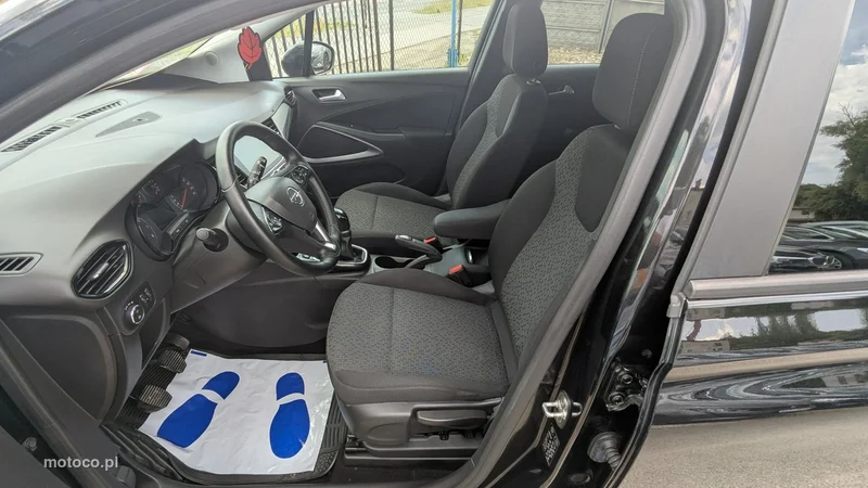 Opel Crossland X 11
