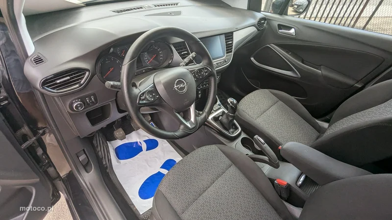 Opel Crossland X 12