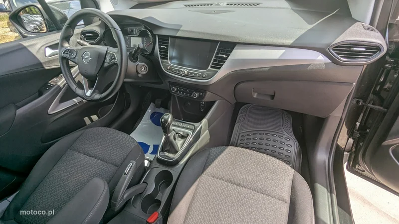 Opel Crossland X 17