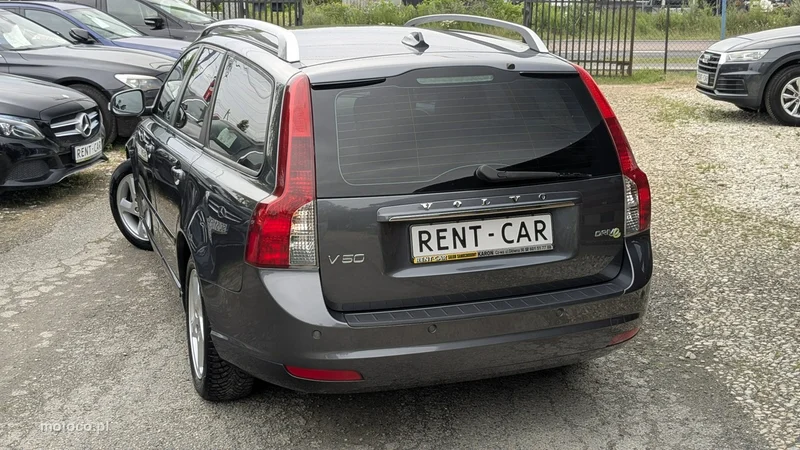 Volvo V50 11