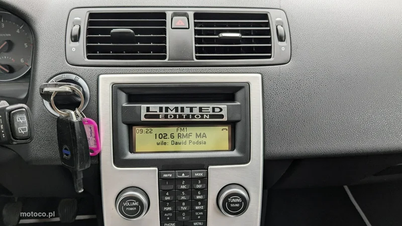 Volvo V50 27