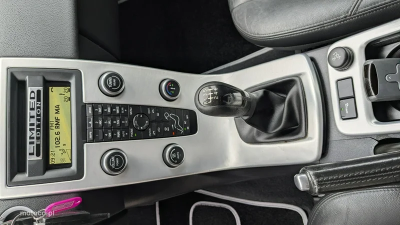 Volvo V50 28