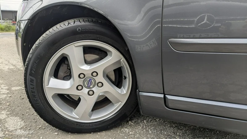 Volvo V50 37