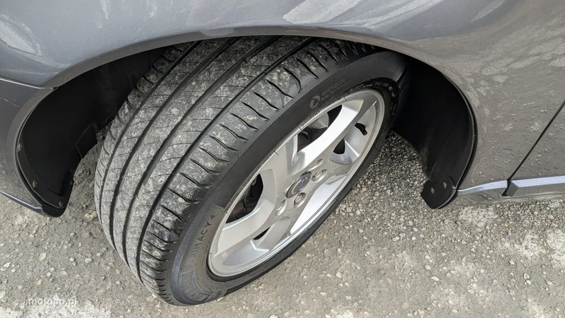 Volvo V50 38