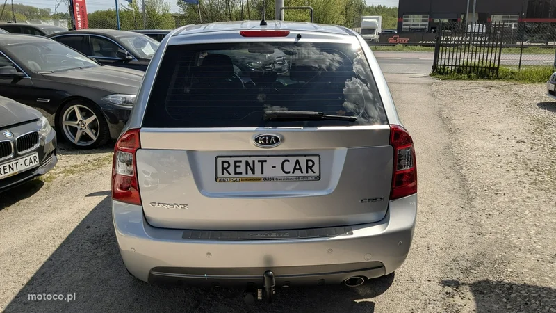 Kia Carens 31