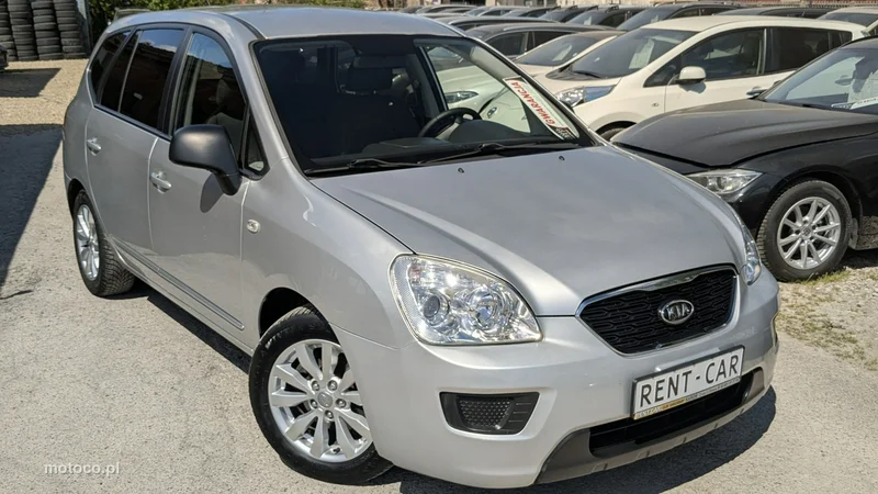 Kia Carens 6