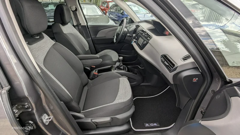 Citroen C4 SpaceTourer 21
