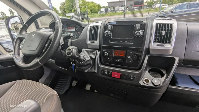 Peugeot Boxer 18