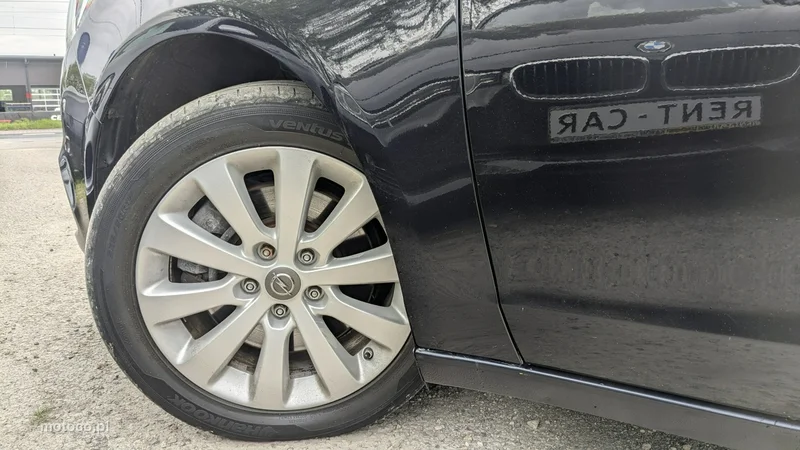 Opel Zafira C Tourer 41