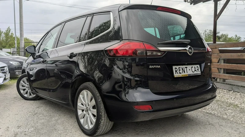 Opel Zafira C Tourer 9