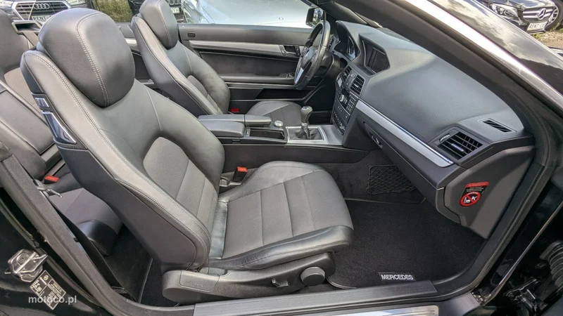 Mercedes-Benz Klasa E W212 E 220 21