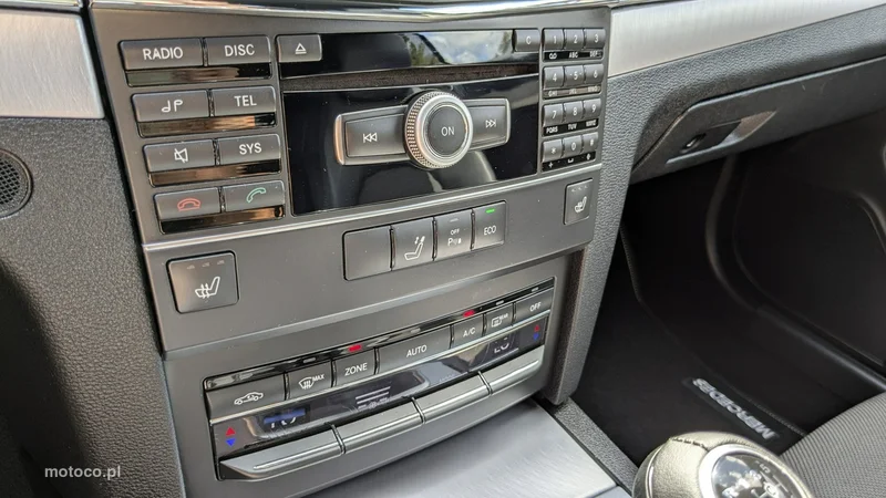 Mercedes-Benz Klasa E W212 E 220 30
