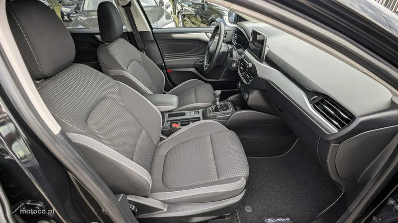 Ford Focus IV 19