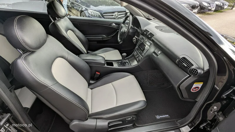Mercedes-Benz Klasa C W203 C 180 20