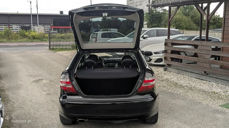 Mercedes-Benz Klasa C W203 C 180 34