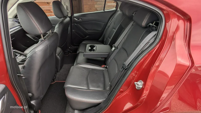 Mazda 3 17