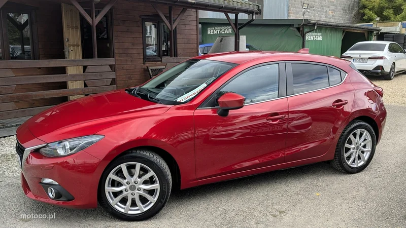Mazda 3 4