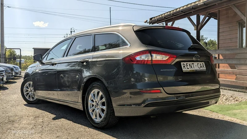 Ford Mondeo V 11