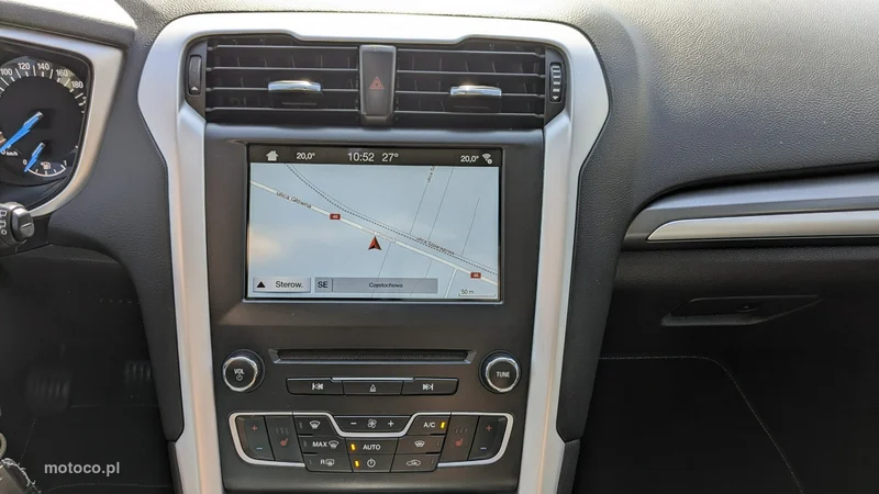 Ford Mondeo V 27