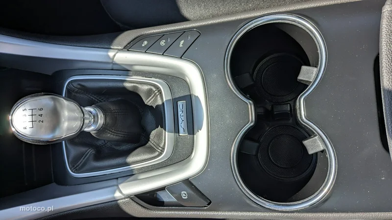 Ford Mondeo V 28