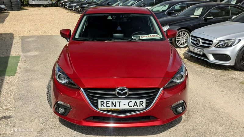 Mazda 3 4