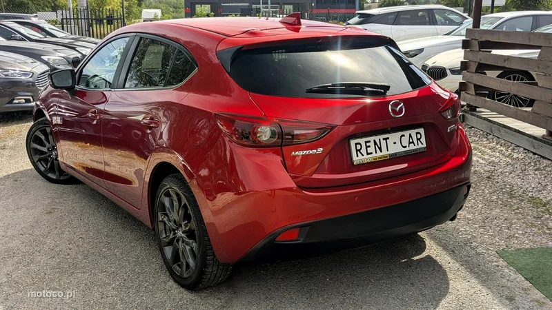 Mazda 3 10