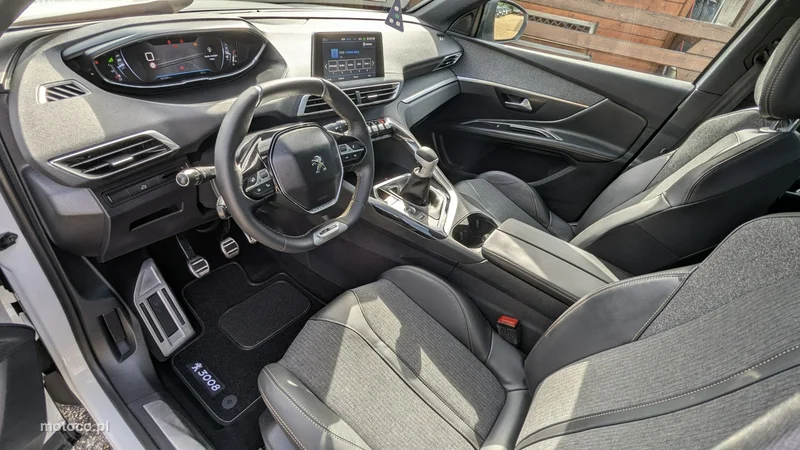 Peugeot 3008 16