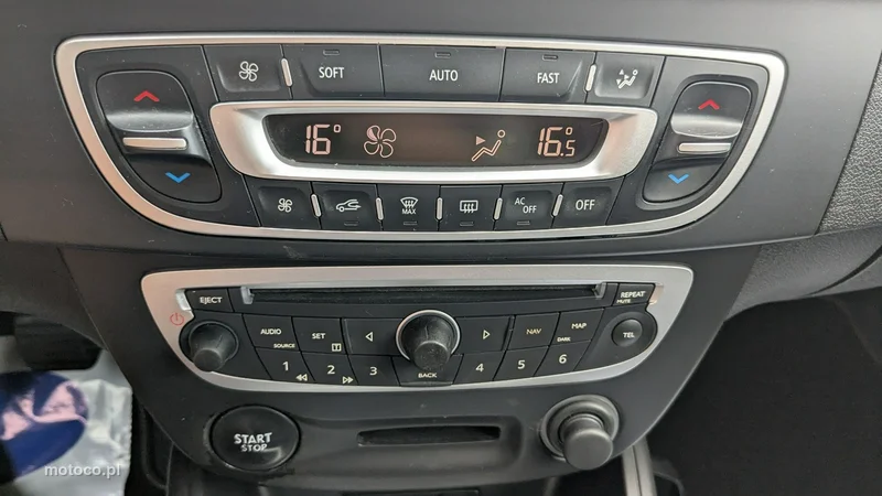 Renault Megane III 30