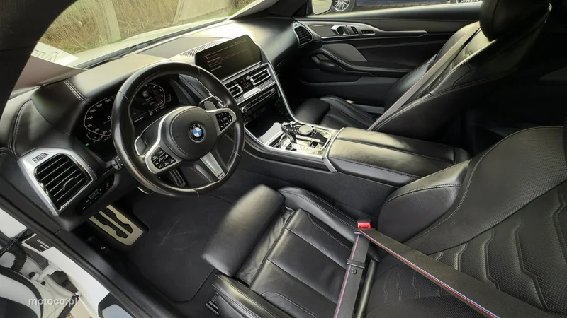 BMW Seria 8 G14 850 11