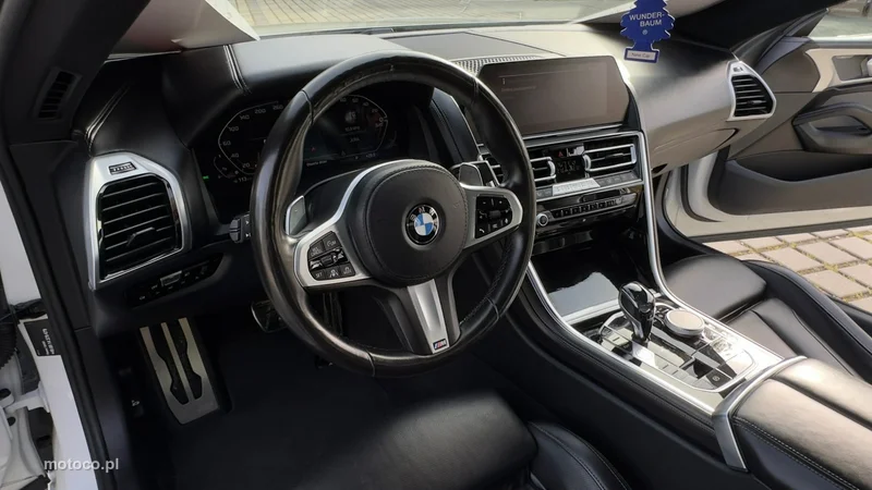 BMW Seria 8 G14 850 17