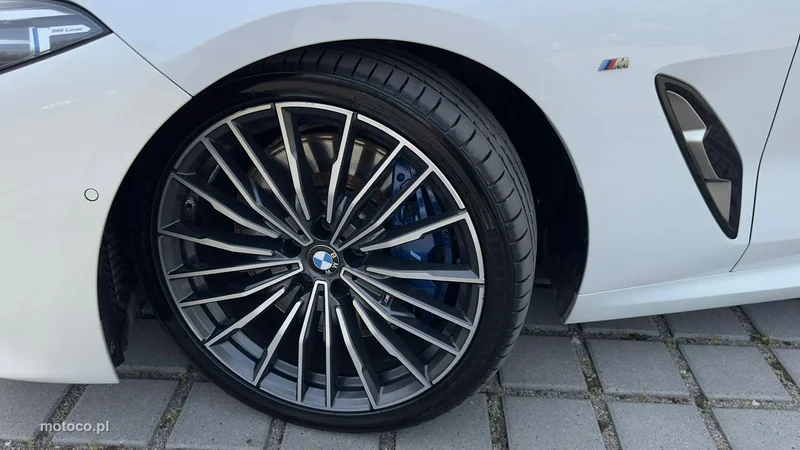 BMW Seria 8 G14 850 9