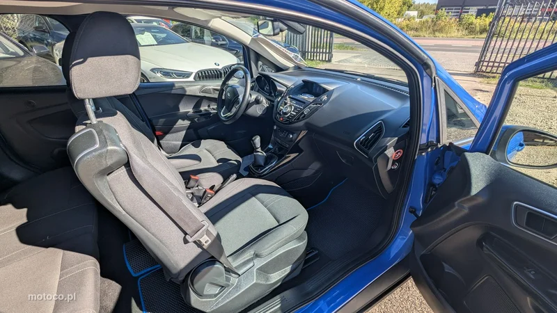 Ford B-Max 21