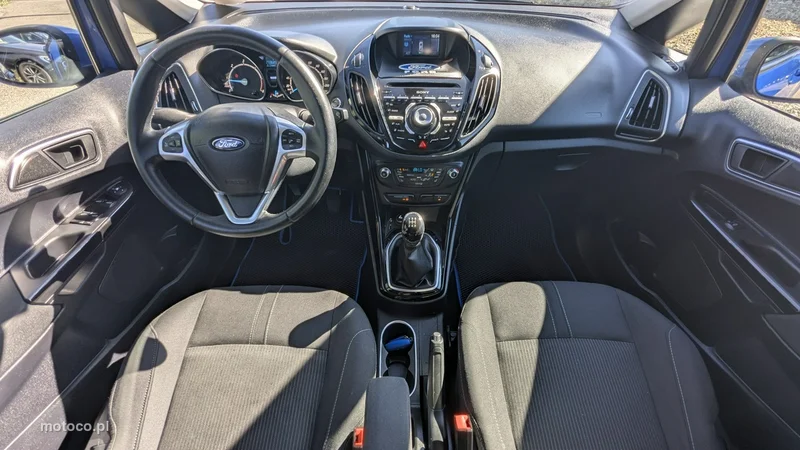 Ford B-Max 24
