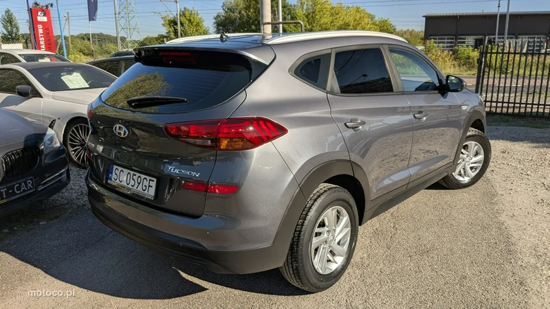 Hyundai TUCSON 12