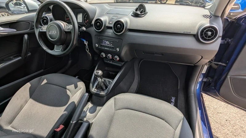 Audi A1 8X 18