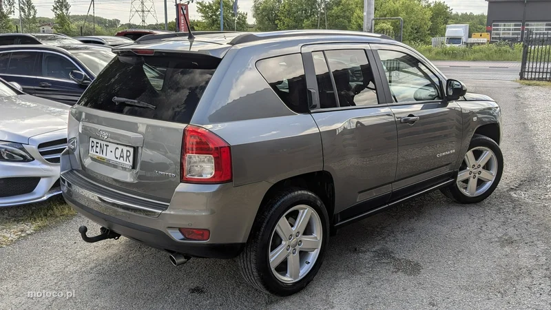 Jeep Compass 13
