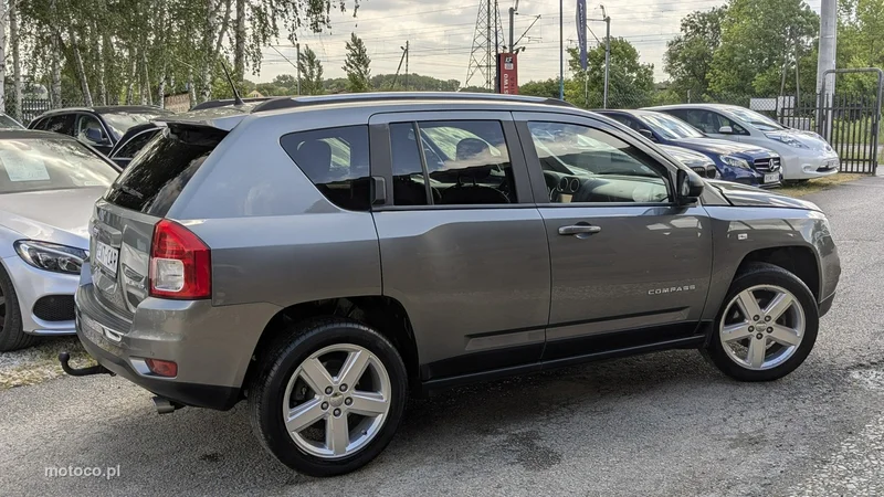 Jeep Compass 14