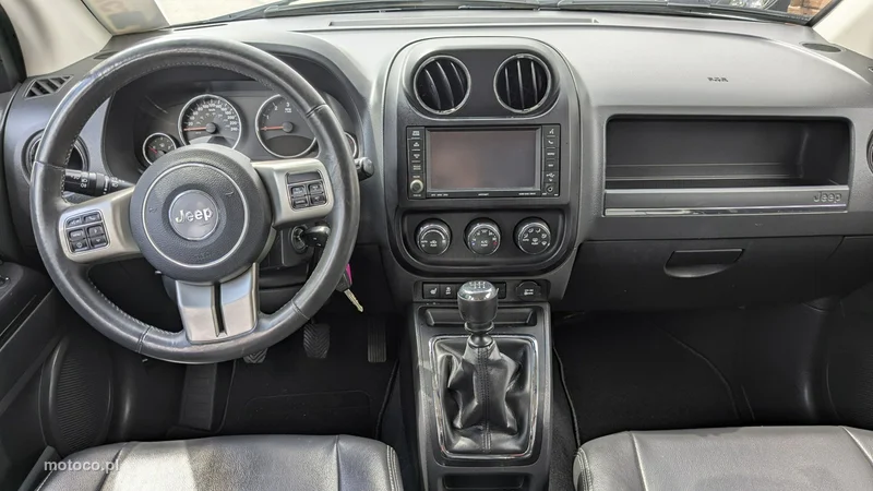 Jeep Compass 26